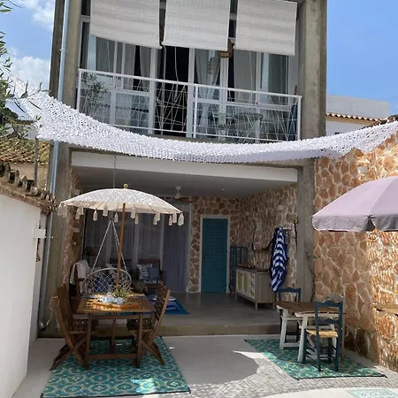 Dharmia Holiday home